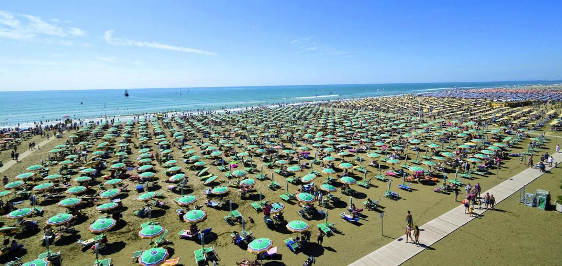Bibione Beach Escape Flat With Balcony Apartment